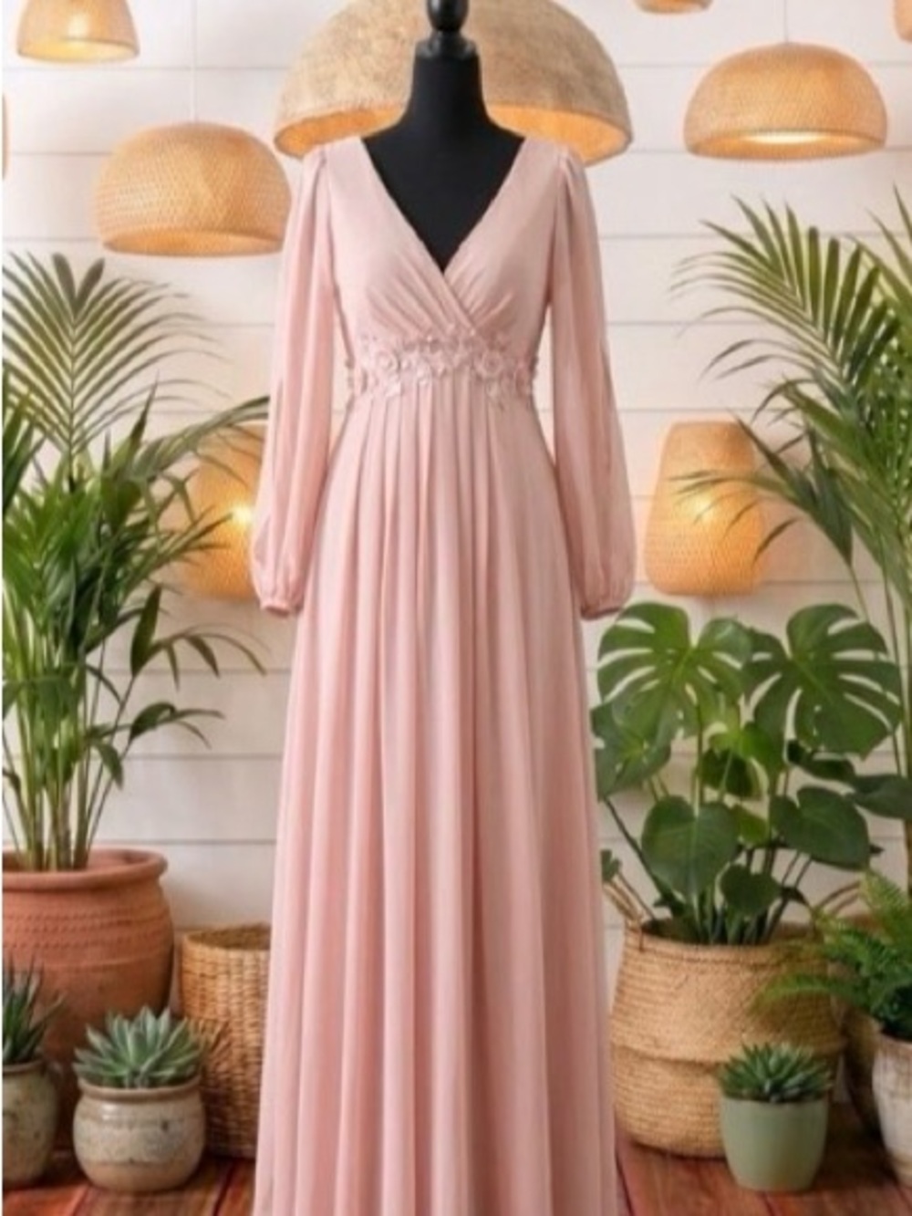 NWT Spliced Sleeve Appliqué Detail Pink Maxi Dress